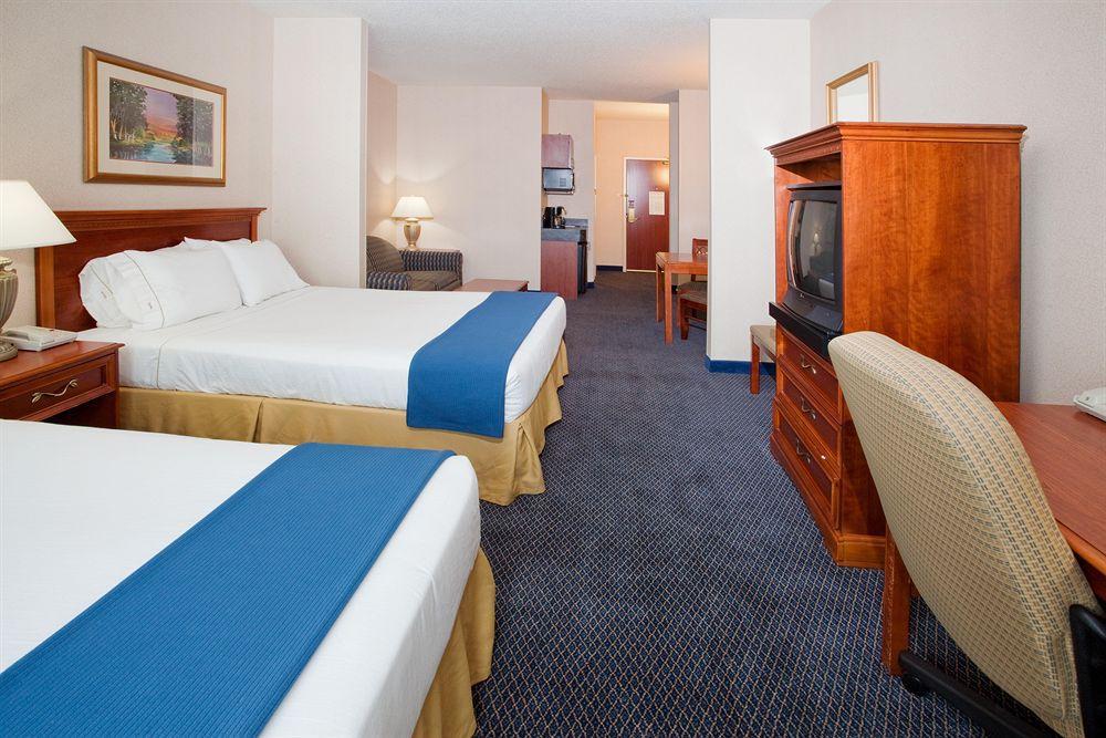 Holiday Inn Express Hotel & Suites Grand Rapids-North By Ihg Walker Ruang foto