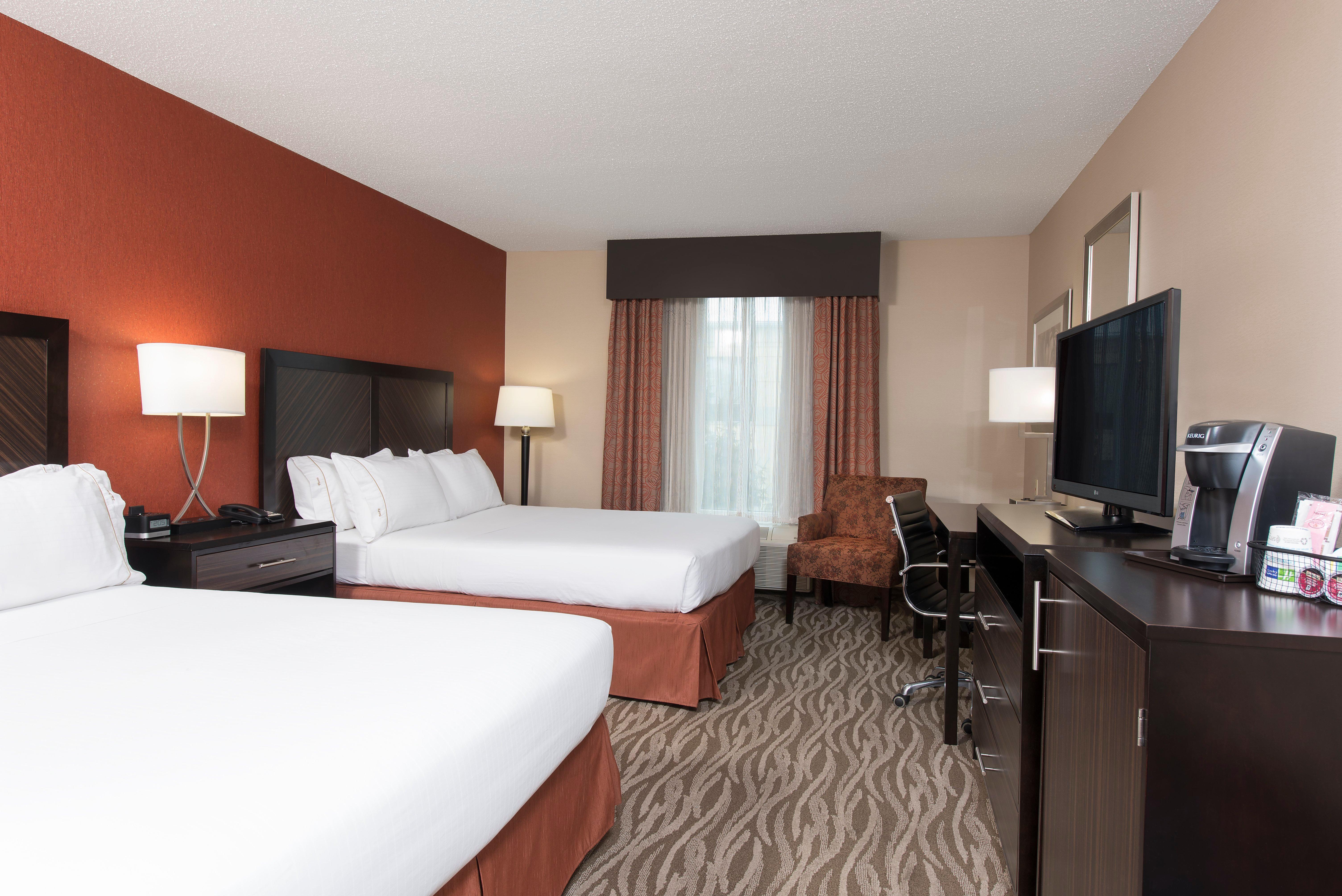 Holiday Inn Express Hotel & Suites Grand Rapids-North By Ihg Walker Bagian luar foto