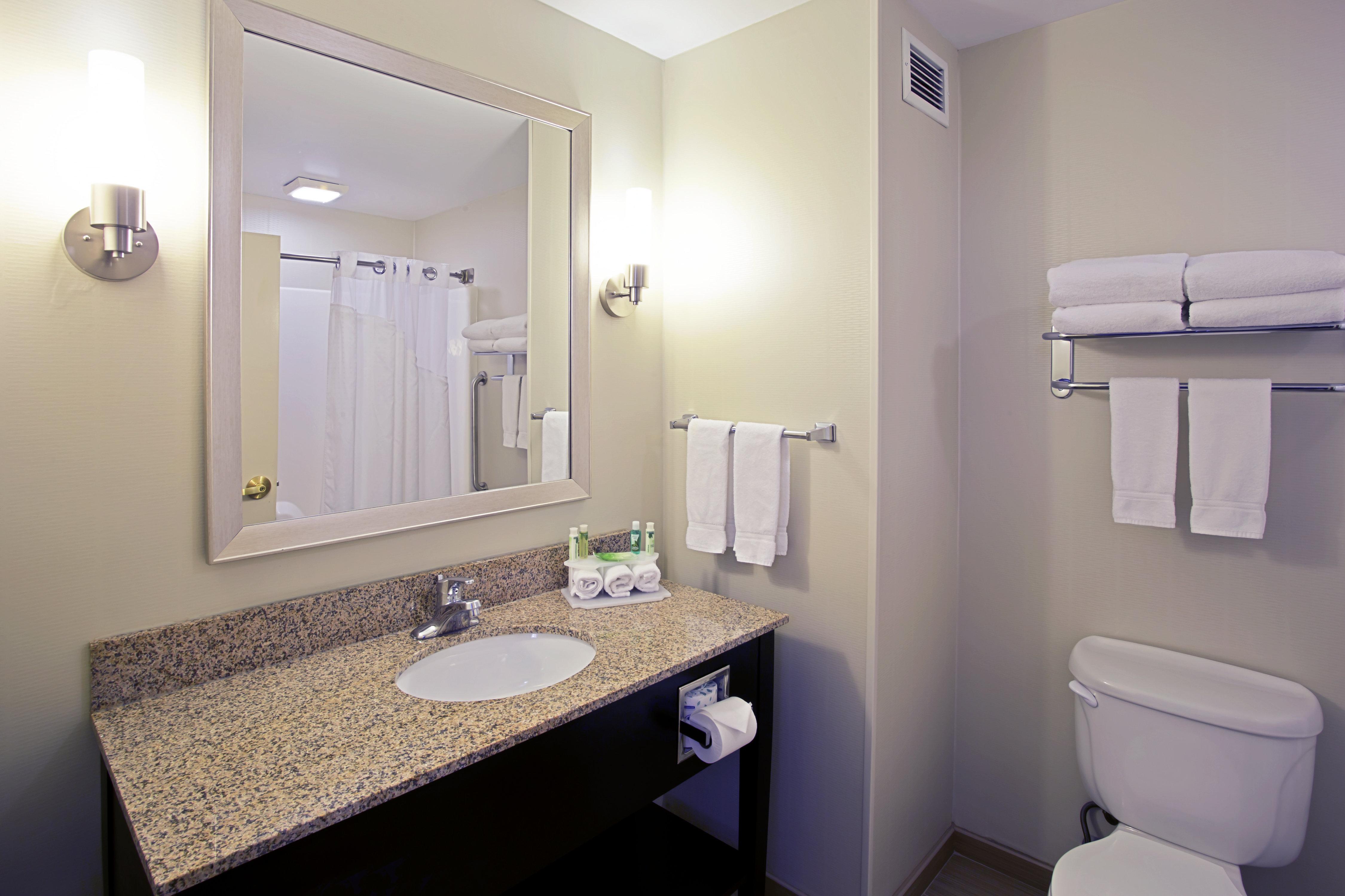 Holiday Inn Express Hotel & Suites Grand Rapids-North By Ihg Walker Bagian luar foto